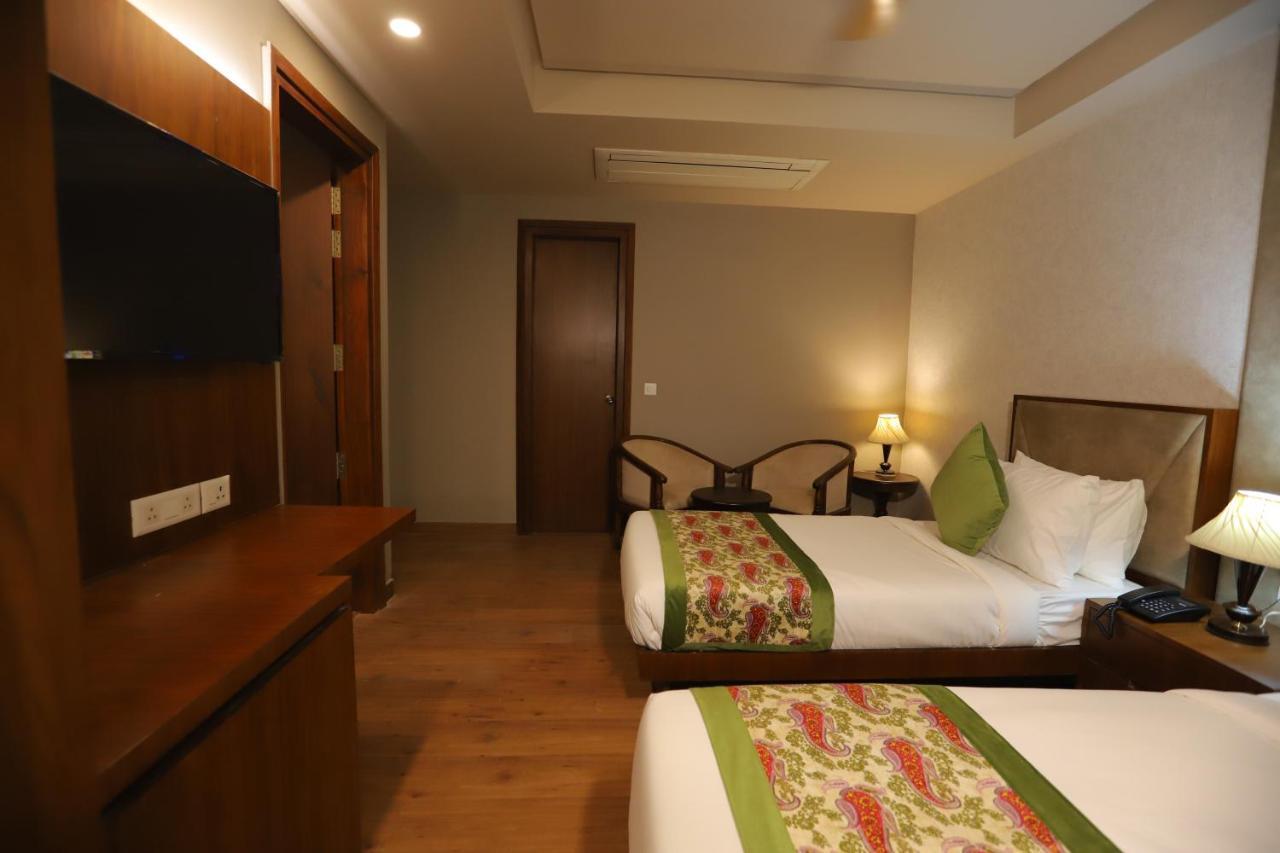 Ip Royal Hotel - Nueva Delhi Exterior foto