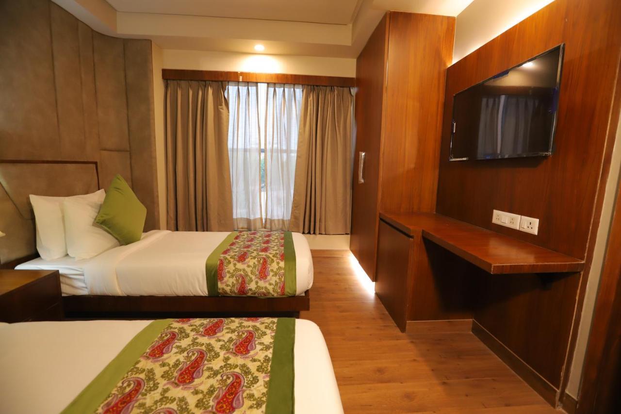 Ip Royal Hotel - Nueva Delhi Exterior foto